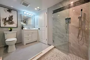 7421 N Oconto Ave, Chicago, IL 60631 - Photo 17