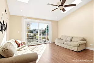 3258 Hale Ln, Island Lake, IL 60042 - Photo 3