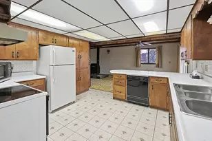 100 South St, Woodland, IL 60974 - Photo 5