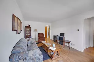 9018 S Ridgeland Ave, Chicago, IL 60617 - Photo 15