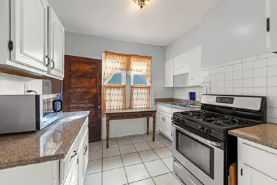 415 Blackhawk Street, Aurora, IL 60506 - Photo 7