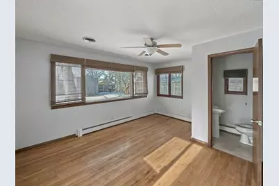 1621 N 2000 East Road, Watseka, IL 60970 - Photo 11