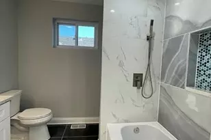 1638 N Hamlin Ave, Chicago, IL 60647 - Photo 25