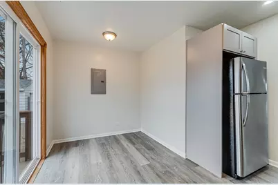 2414 Emlong Street, Joliet, IL 60435 - Photo 5