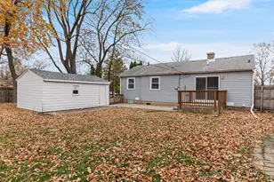 2414 Emlong St, Joliet, IL 60435 - Photo 15