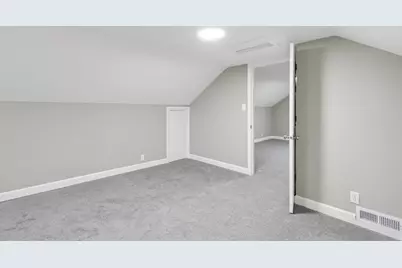 519 S Sycamore Street, Genoa, IL 60135 - Photo 27