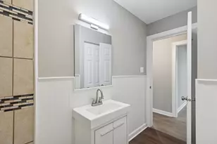 519 S Sycamore St, Genoa, IL 60135 - Photo 21