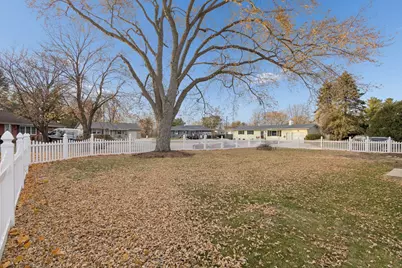 519 S Sycamore Street, Genoa, IL 60135 - Photo 35