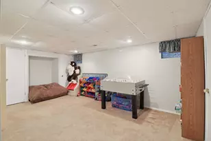 610 Maple Dr, Buffalo Grove, IL 60089 - Photo 31