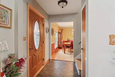 610 Maple Drive, Buffalo Grove, IL 60089 - Photo 3