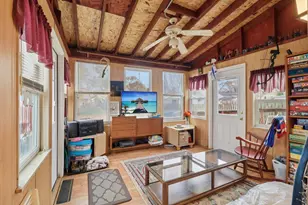 610 Maple Dr, Buffalo Grove, IL 60089 - Photo 15