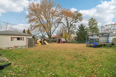 610 Maple Drive, Buffalo Grove, IL 60089 - Photo 35