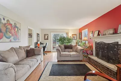 610 Maple Drive, Buffalo Grove, IL 60089 - Photo 7