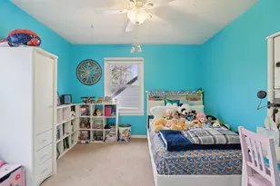 610 Maple Dr, Buffalo Grove, IL 60089 - Photo 25