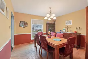 610 Maple Dr, Buffalo Grove, IL 60089 - Photo 9