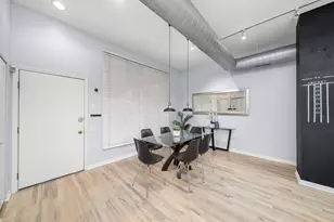 1448 N Orleans St, Chicago, IL 60610 - Photo 9