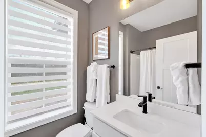 214 Great Loop East Drive #2B, Ottawa, IL 61350 - Photo 9