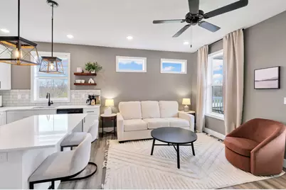 214 Great Loop East Drive #2B, Ottawa, IL 61350 - Photo 5