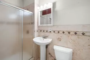 6742 S Clyde Ave, Chicago, IL 60649 - Photo 9