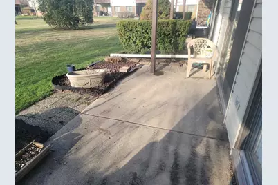 877 Cross Creek Drive #B1, Roselle, IL 60172 - Photo 11