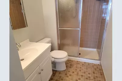 [Address not provided], Roselle, IL 60172 - Photo 9