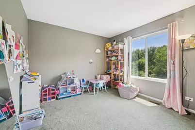 560 Canterbury Lane, Pingree Grove, IL 60140 - Photo 7