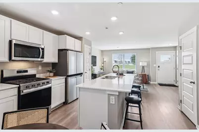 2320 Noble Lane, Yorkville, IL 60560 - Photo 7