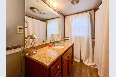 323 N Main Street, Earlville, IL 60518 - Photo 9