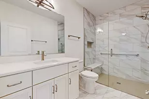 24445 W River Crossing Dr, Shorewood, IL 60404 - Photo 7