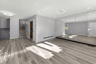 726 E 89th Place, Chicago, IL 60619 - Photo 3