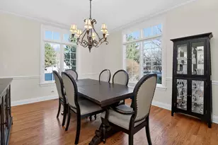 429 Skipping Stone Ln, Hinsdale, IL 60521 - Photo 5