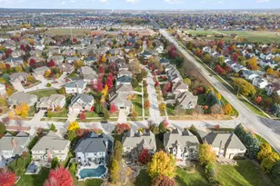 4012 Champion Rd, Naperville, IL 60564 - Photo 47