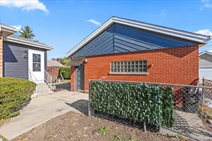 9733 S Springfield Ave, Evergreen Park, IL 60805 - Photo 33