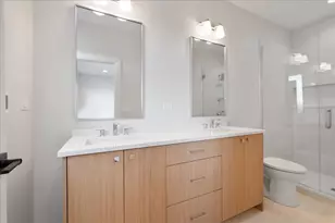 2435 N Clybourn Ave, Chicago, IL 60614 - Photo 13