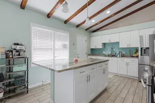 1104 New Haven Ave, Aurora, IL 60506 - Photo 9