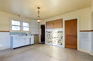 1737 N Brinton Ave, Dixon, IL 61021 - Photo 9