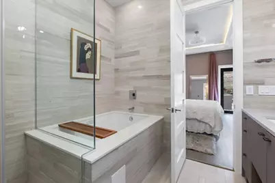 2138 N Damen Avenue #2, Chicago, IL 60647 - Photo 21