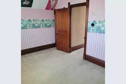 211 E Main Street, Genoa, IL 60135 - Photo 11