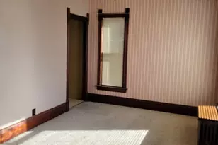 211 E Main St, Genoa, IL 60135 - Photo 7