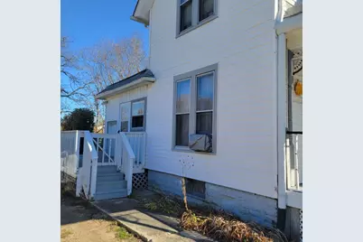 211 E Main Street, Genoa, IL 60135 - Photo 3