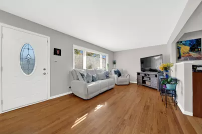 8912 Windsor Lane, Bridgeview, IL 60455 - Photo 17