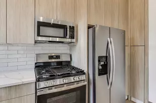 2023 N Drake Ave, Chicago, IL 60647 - Photo 7