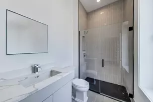 2023 N Drake Ave, Chicago, IL 60647 - Photo 15