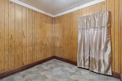 825 N Leclaire Avenue, Chicago, IL 60651 - Photo 5