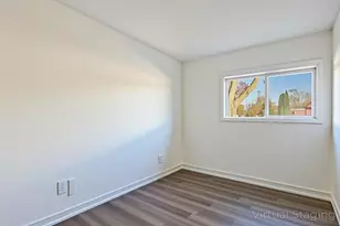 866 Clark Ln, Des Plaines, IL 60016 - Photo 9