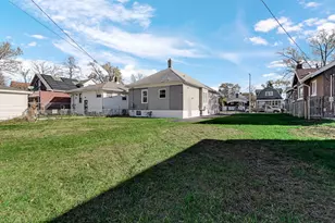 556 S Forsythe Ave, Calumet City, IL 60409 - Photo 15