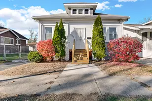 556 S Forsythe Ave, Calumet City, IL 60409 - Photo 1