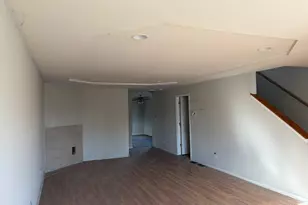 850 W 86th Pl, Chicago, IL 60620 - Photo 5