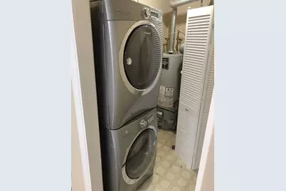 1102 E Wilson Avenue, Lombard, IL 60148 - Photo 9