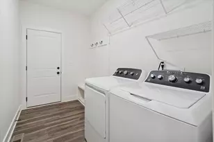 505 Anjali Court, Sycamore, IL 60178 - Photo 33